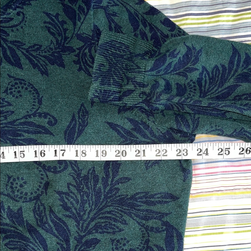 Croft and Barrow Dark Fairy Teal Cardigan with Navy Floral‎ Design XL - Picture 5 of 8